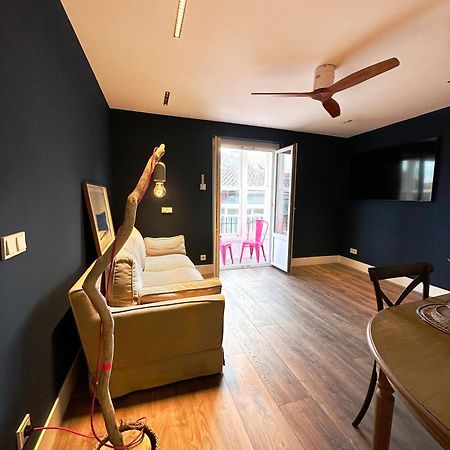 Apartamento Pintoreria Casco Medieval Vitoria-Gasteiz Bagian luar foto