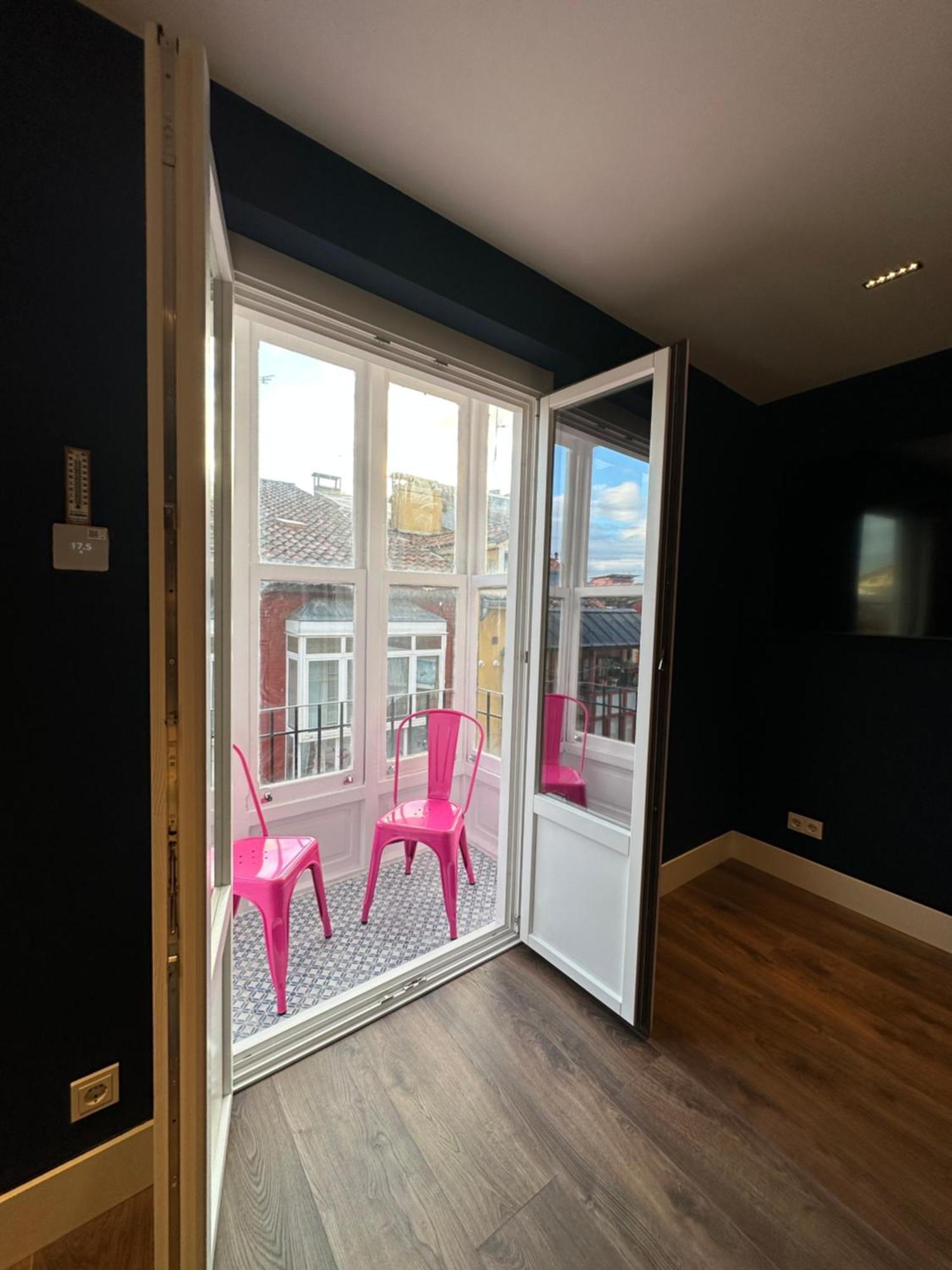 Apartamento Pintoreria Casco Medieval Vitoria-Gasteiz Bagian luar foto